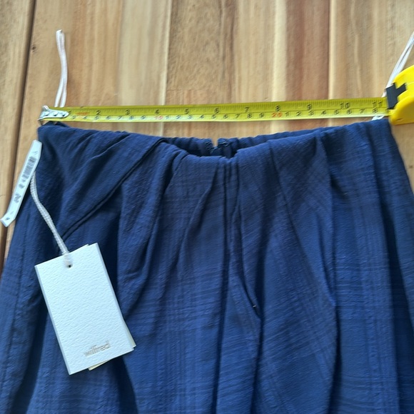 Aritzia Pursuit Skirt Navy Marine size 0 - Picture 4 of 6